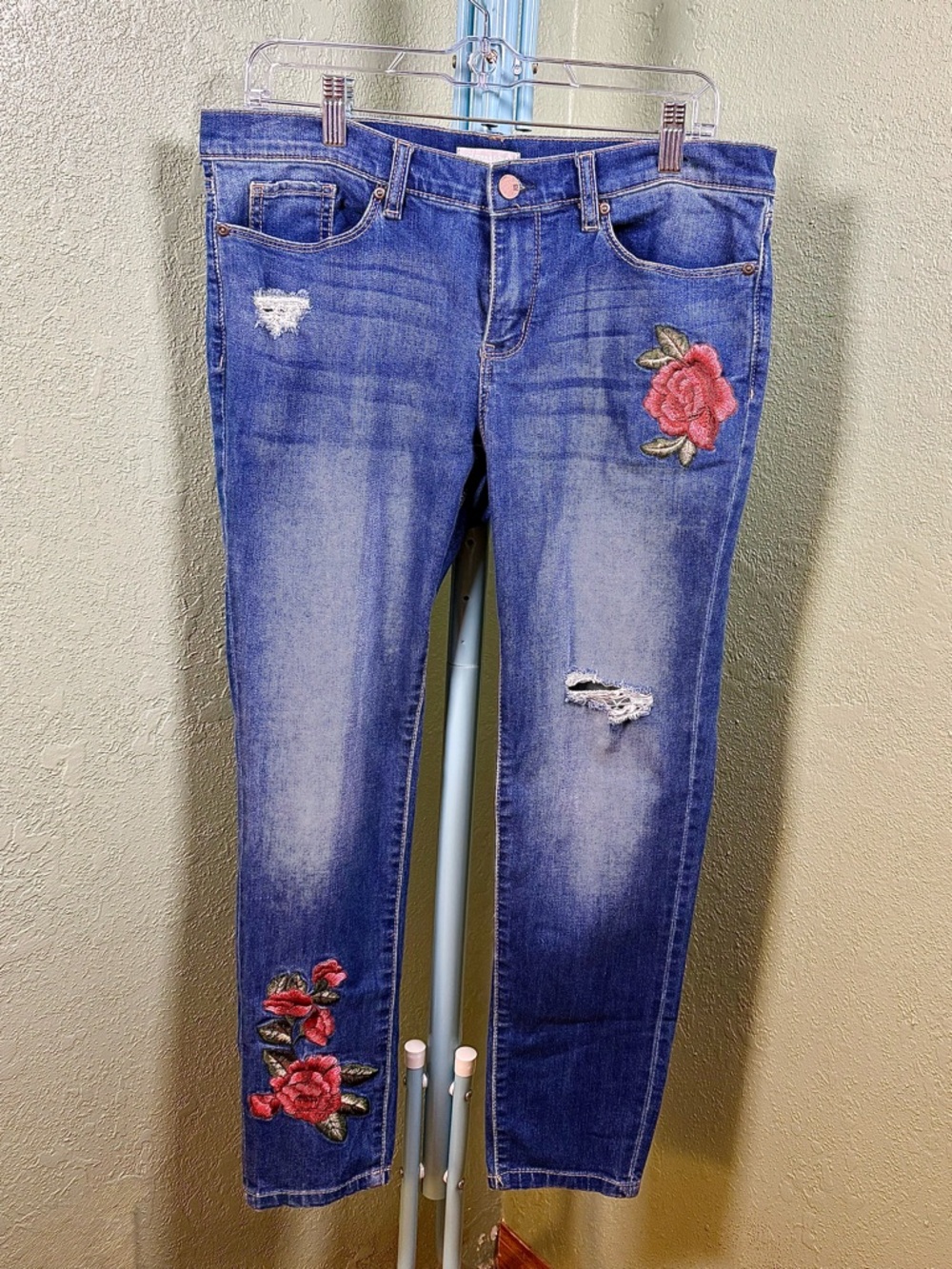 New York & Company Blue Skinny Jeans with Rose Embroidery - Picture 2 of 8